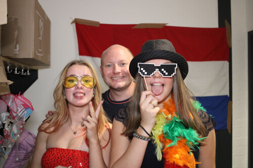dtb3465753_36697A8-FB_BD475956_2_4.jpg