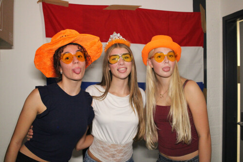 dtb3465753_36697A8-FB_BD475956_8_3.jpg